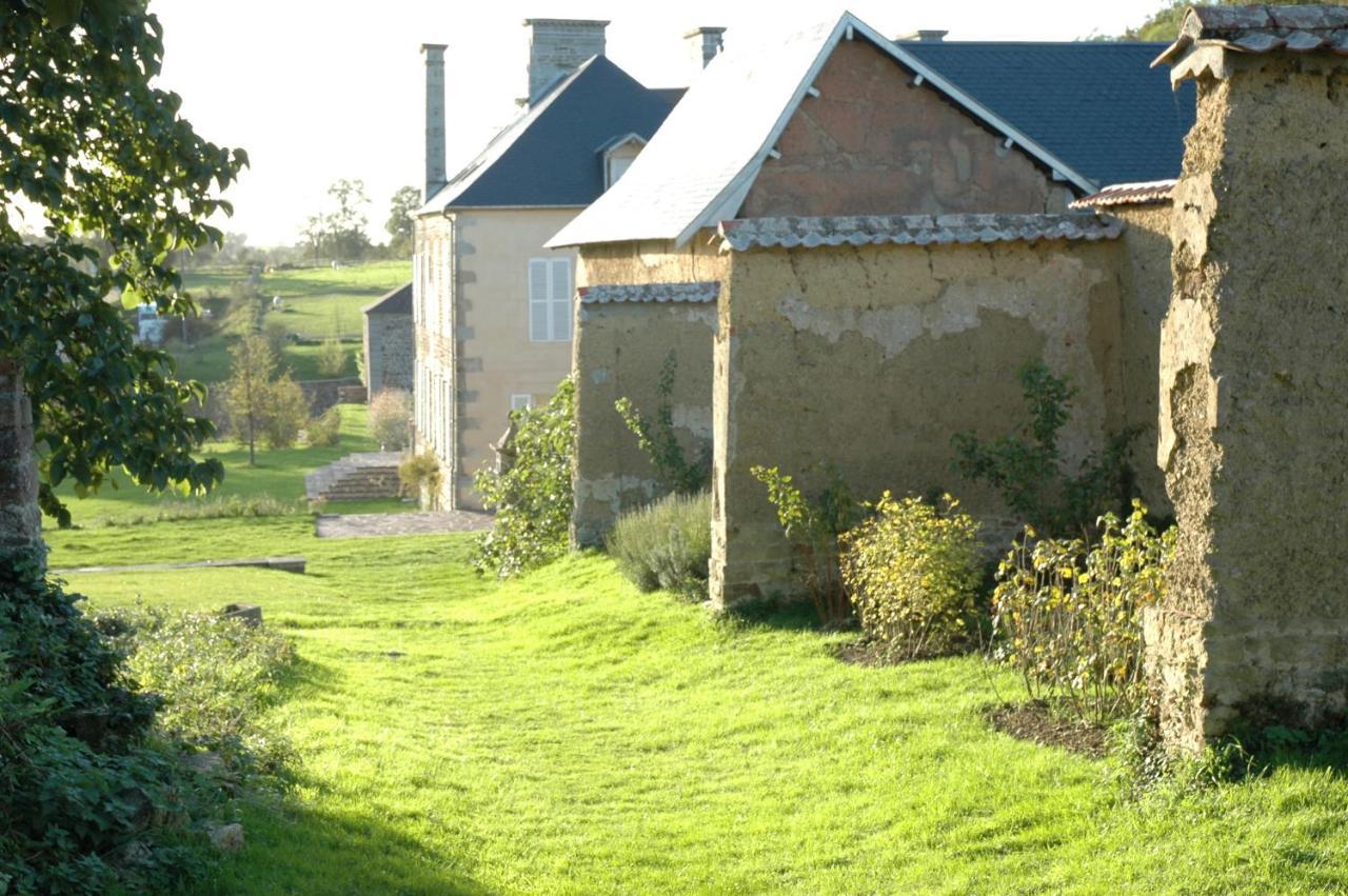 Manoir Du Mesnil De Bas Villa Bréhal Eksteriør bilde